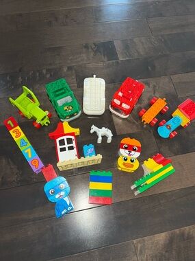 Lego Duplo 40+ Building Blocks